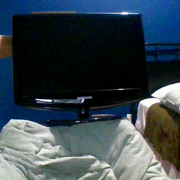 Samsung 18 inch TV (Working condition) - Picture 1 of 5